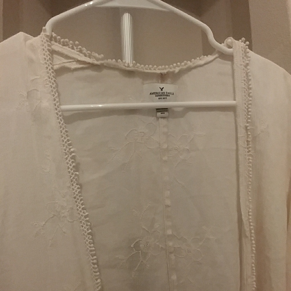 ❄SALE❄American Eagle Outfitters eyelet kimono - Picture 5 of 7